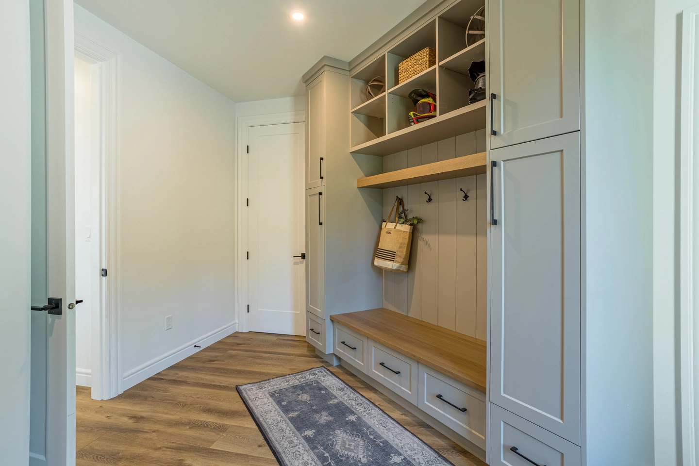 Twin Lakes Road Exterior Lighting